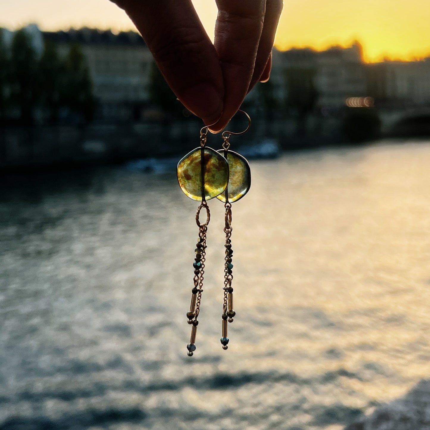 Sunset glass earrings -green-