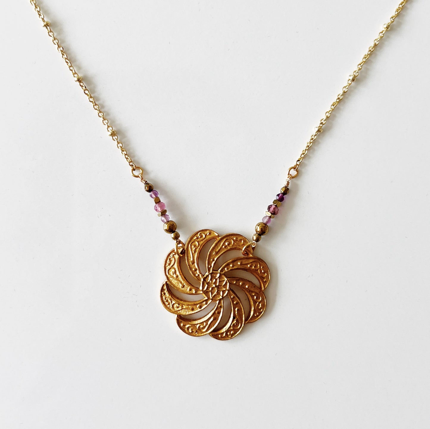 Collier bouton vintage