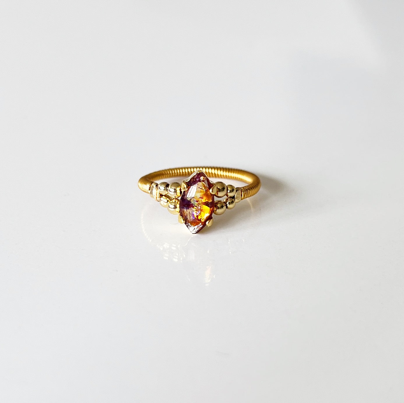 Cabochon ring -sunset rouge-