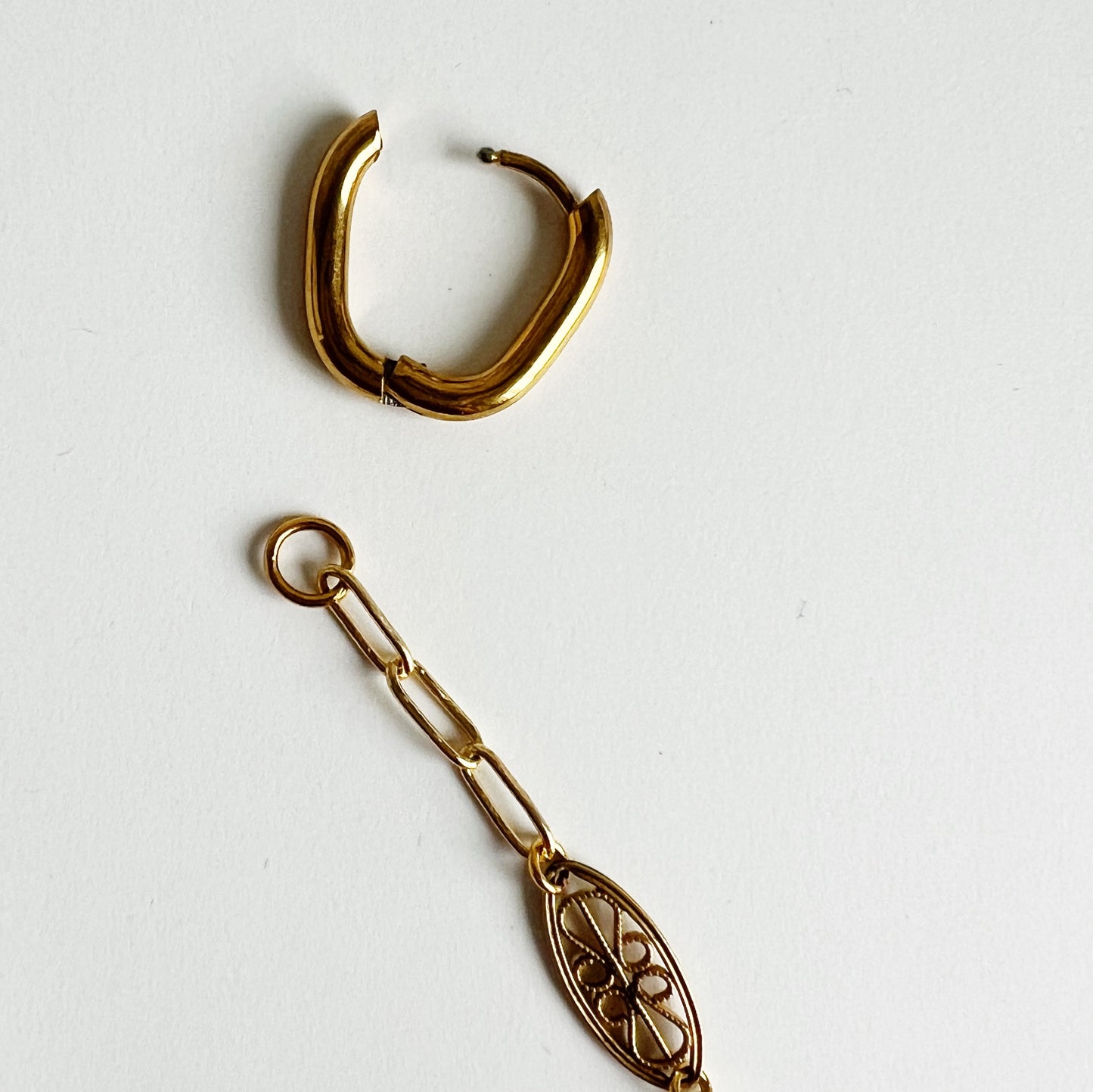 Freshwater pearl earrings -long-