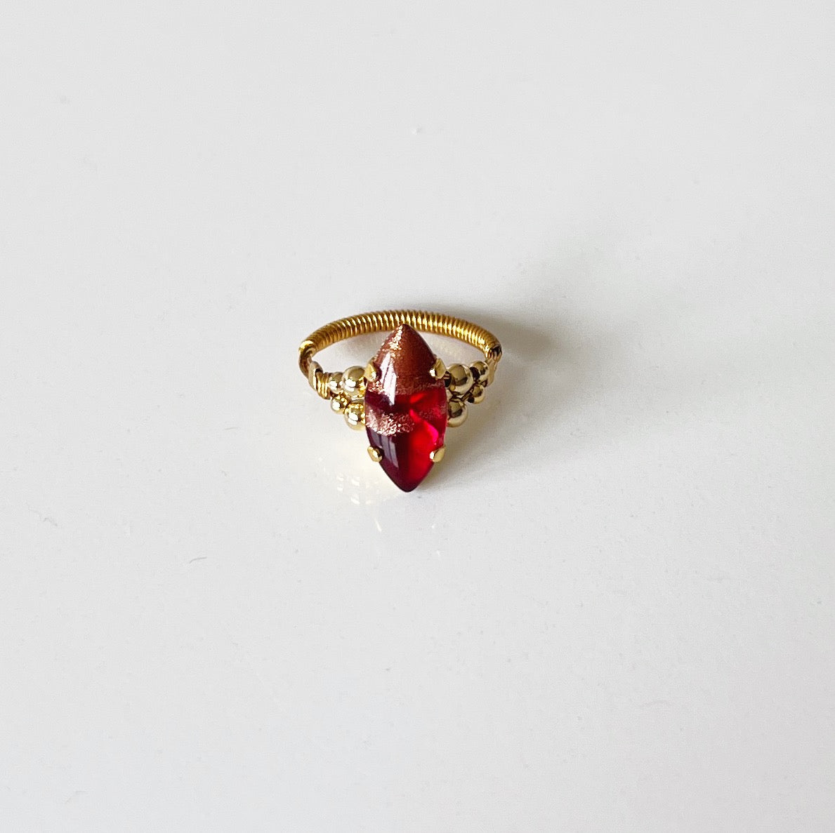 Cabochon ring -feu de bougie-
