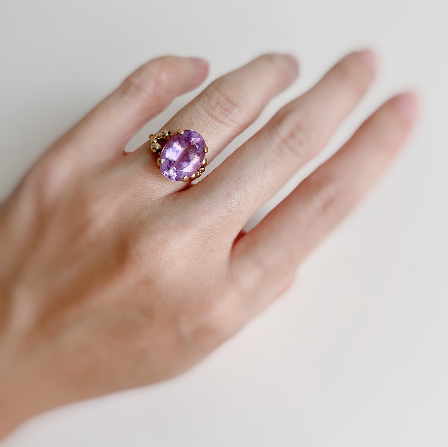Cabochon ring -lilac purple-