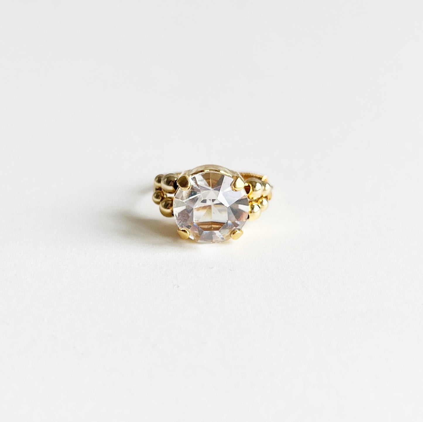 Cabochon ring -crystal clear-