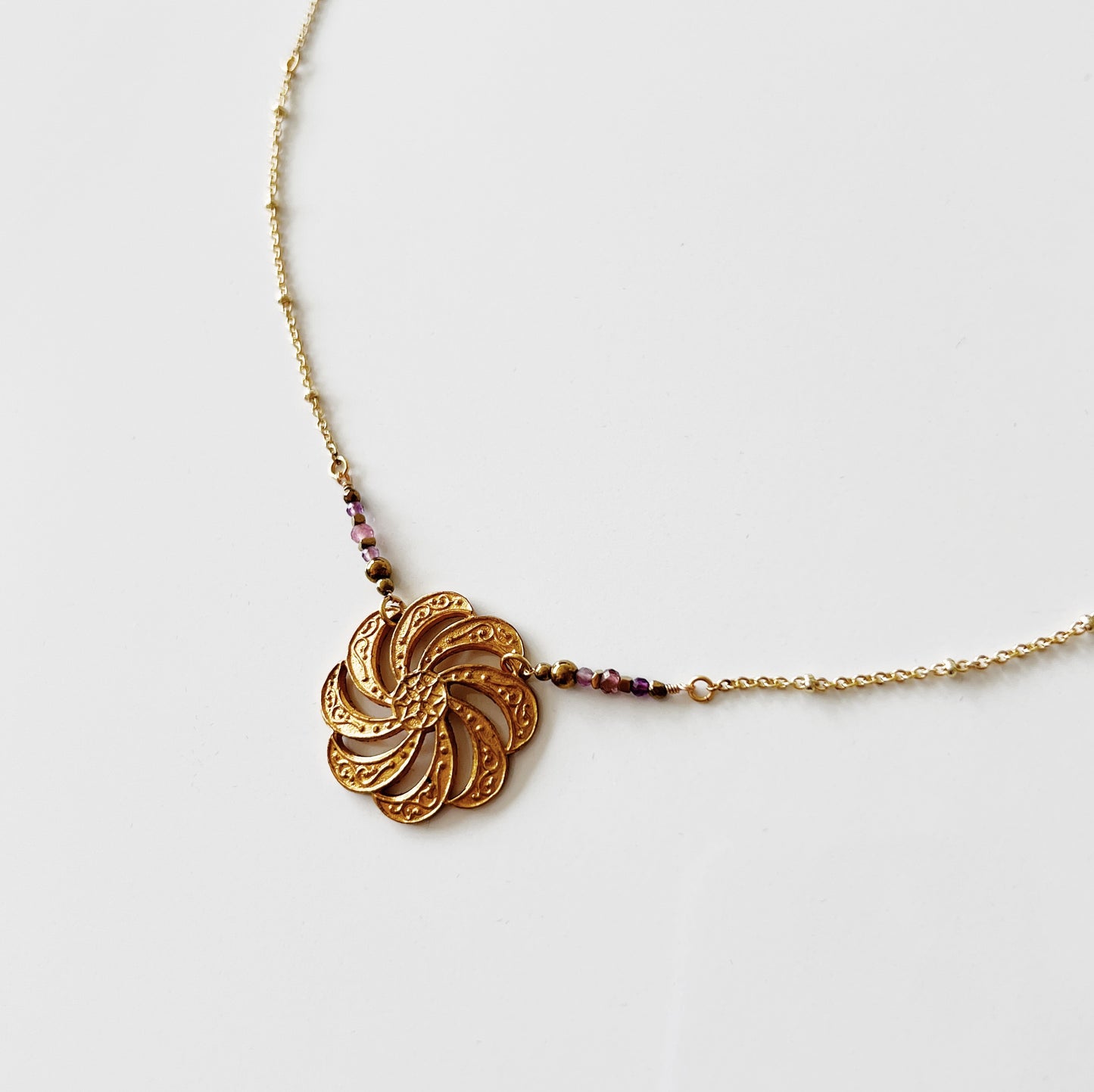 Collier bouton vintage
