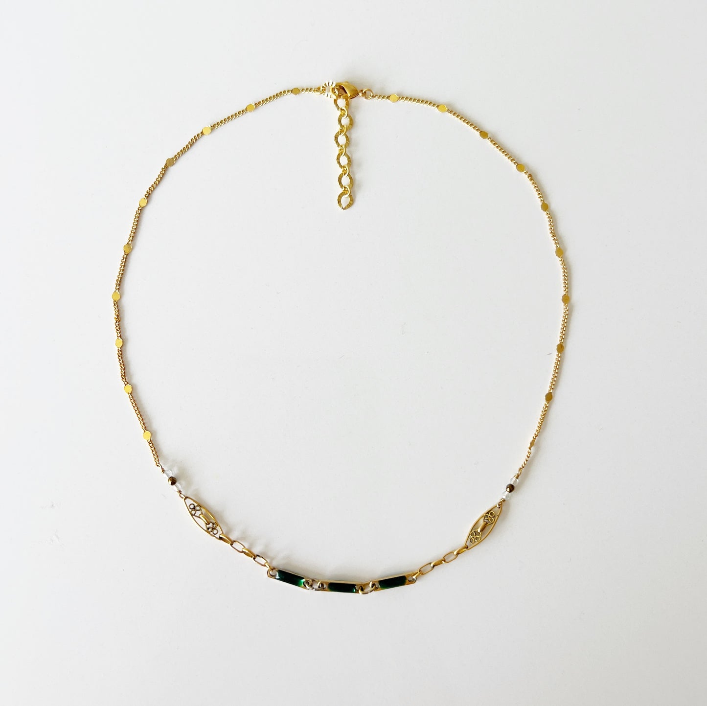 Collier cloisonné et filigrane