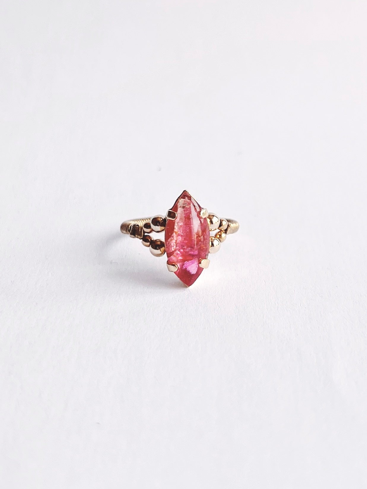 Cabochon ring / Pêche