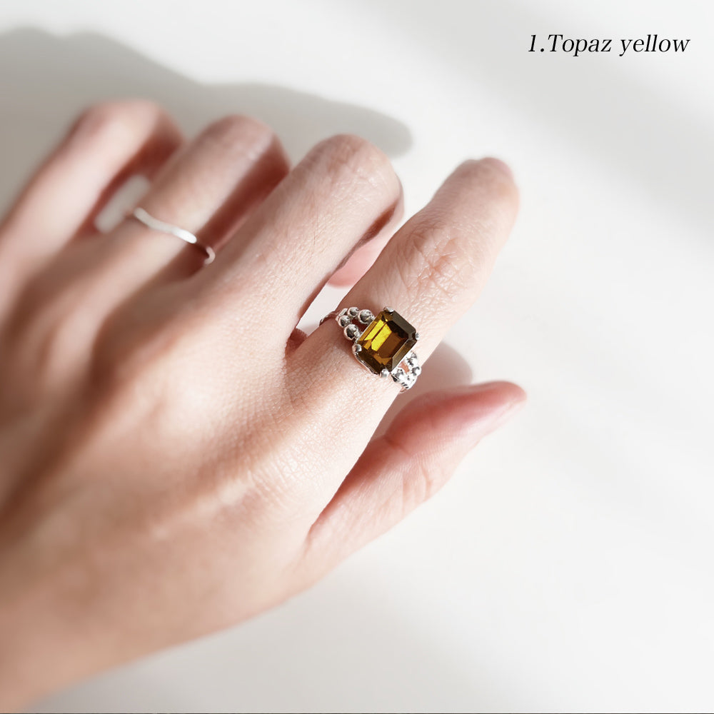 Cabochon silver ring