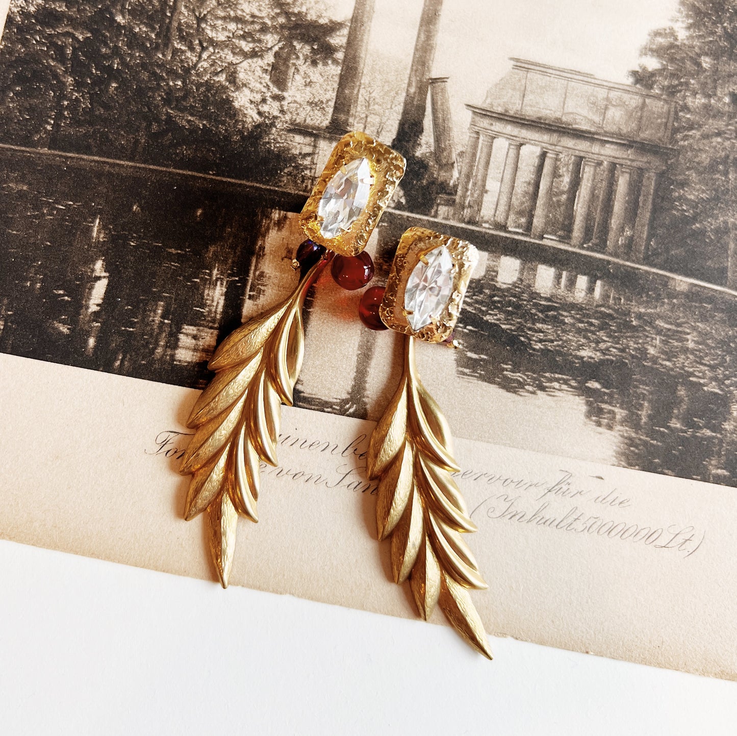Vintage leaf earrings