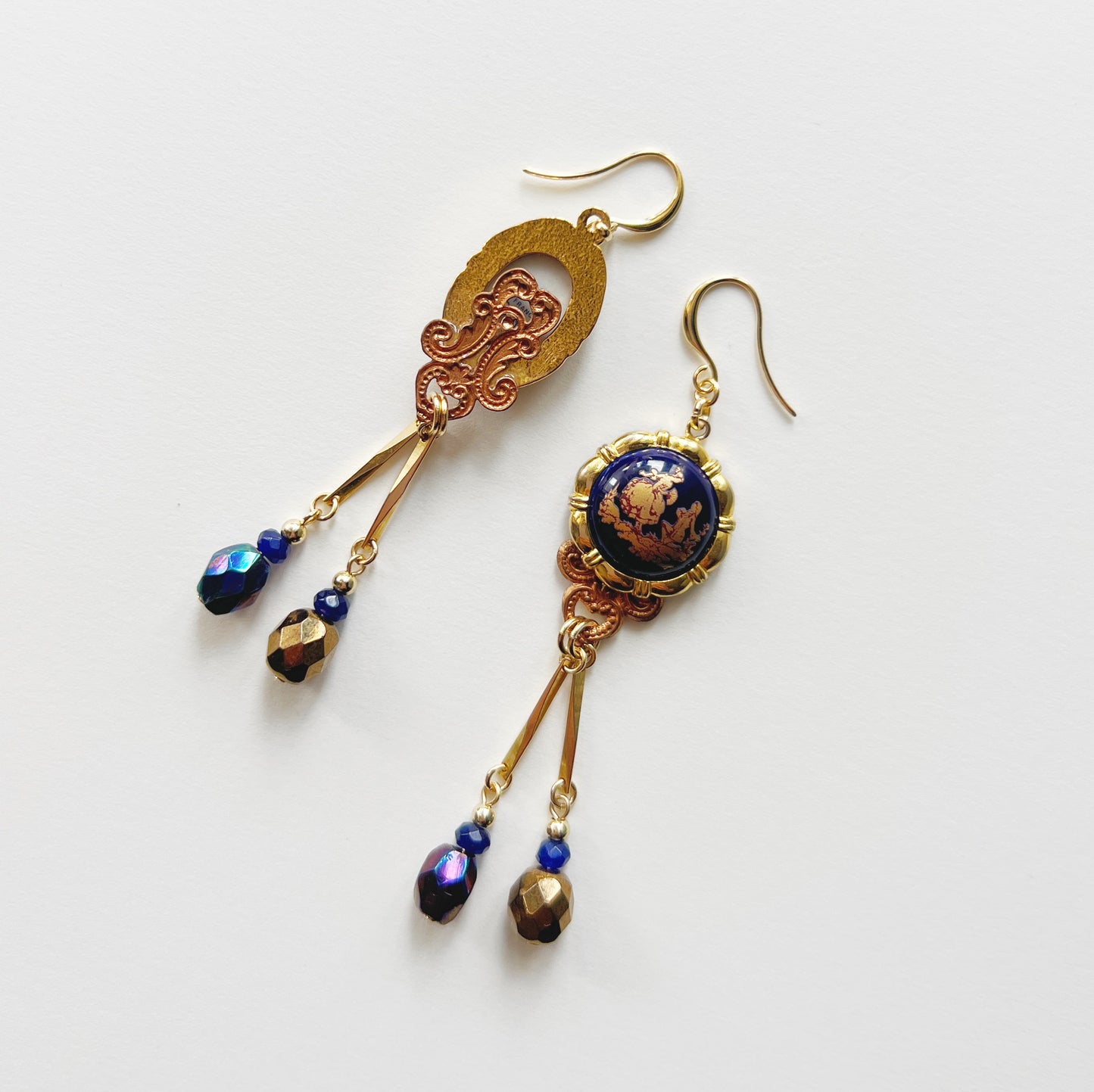 Gold frame earrings