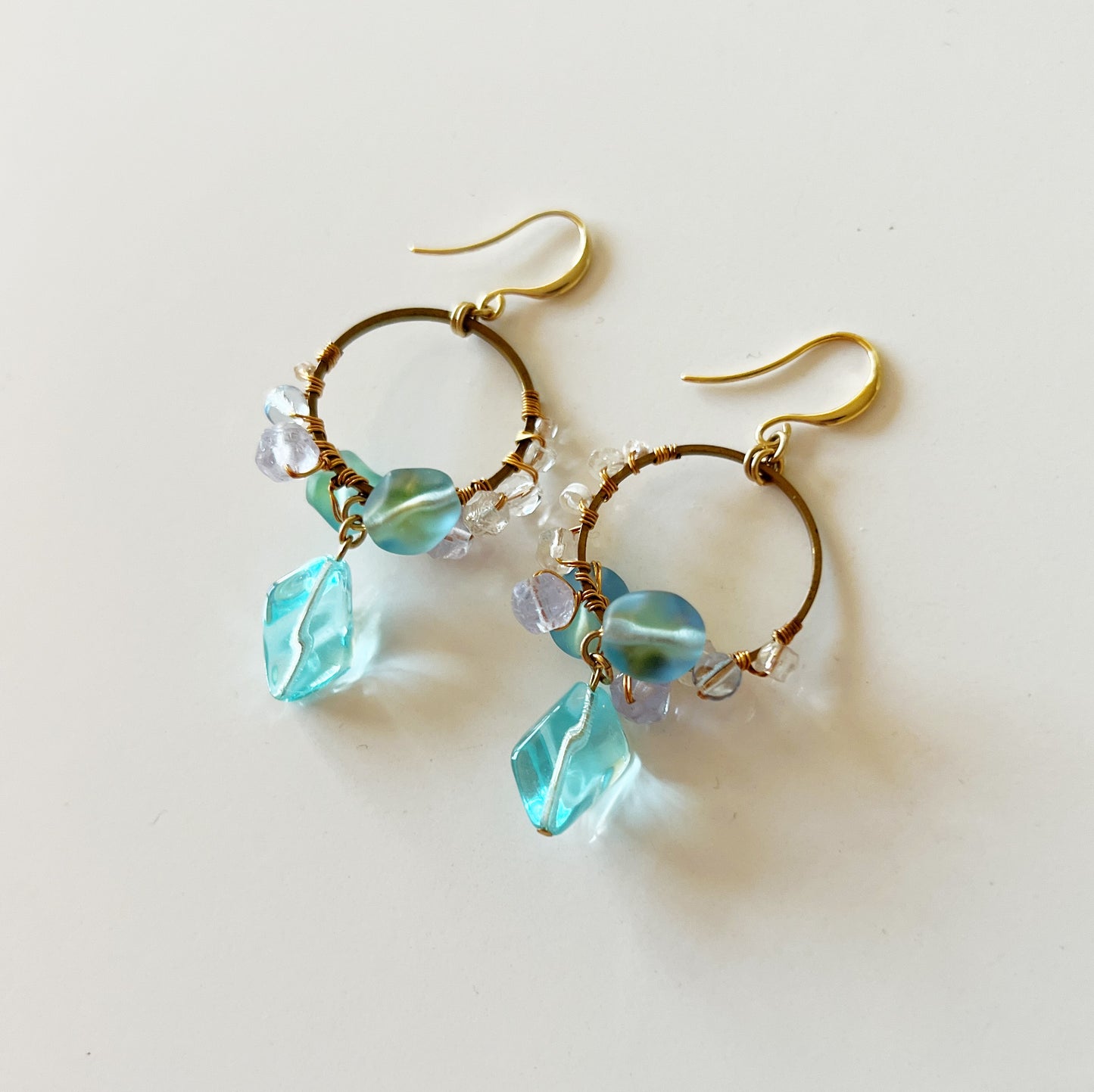 Ocean bubbles earrings -light blue-