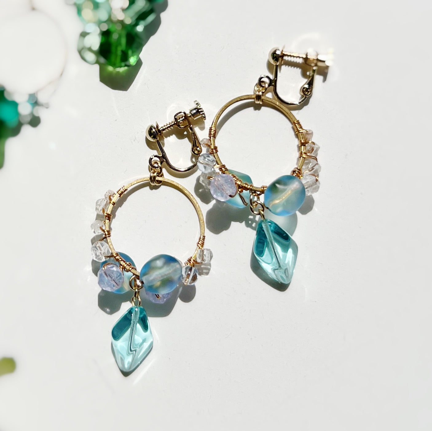 Ocean bubbles earrings -light blue-