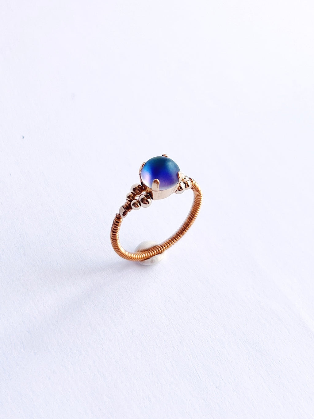 Cabochon ring / Aurora