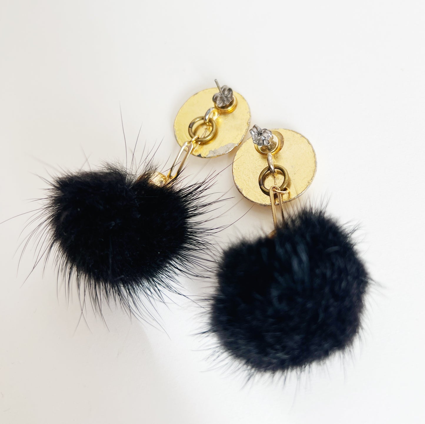 Black fur earrings -pierce type-
