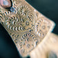 Movement pierce -grey-